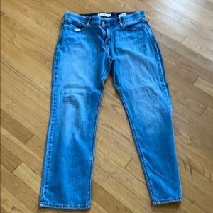 Levi jeans
